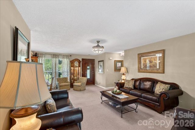 7142 Little Mountain Road, Sherrills Ford, NC 28673