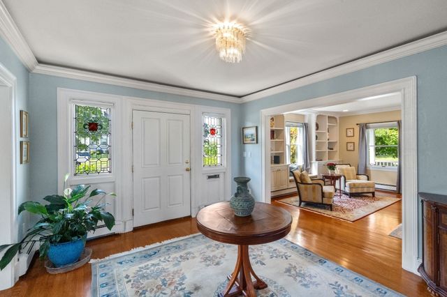 380 Highland Ave, Quincy, MA 02170