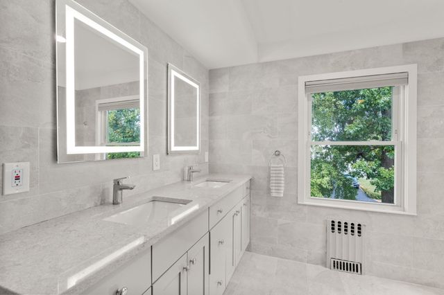 380 Highland Ave, Quincy, MA 02170