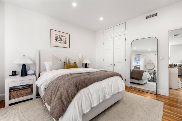 484 Columbus Ave 4, Boston, MA 02118