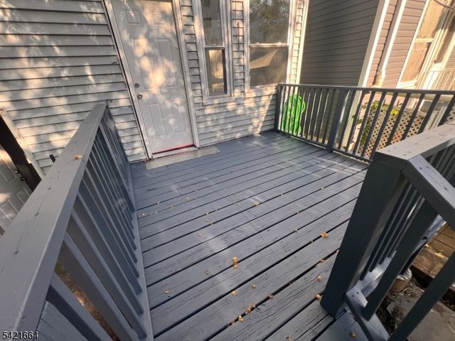 824 MT PROSPECT, Newark City, NJ 07104