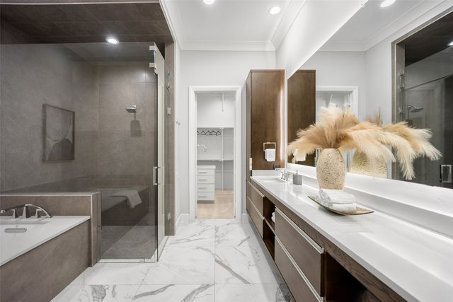 32 Devonstone Place, Dallas, TX 75248