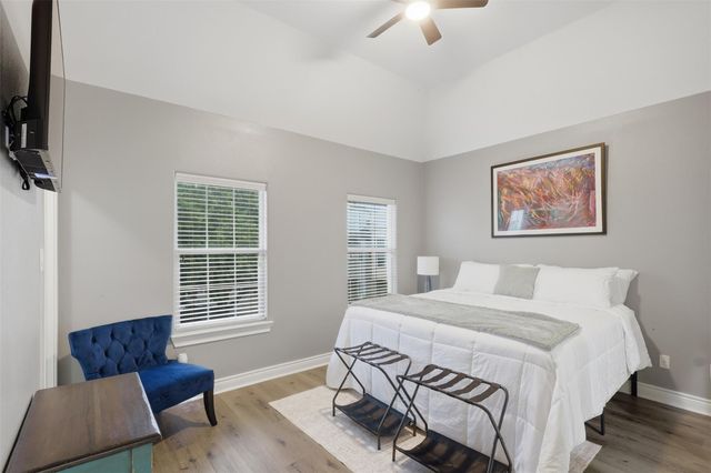 9003 Bayview Cove Drive, Houston, TX 77054