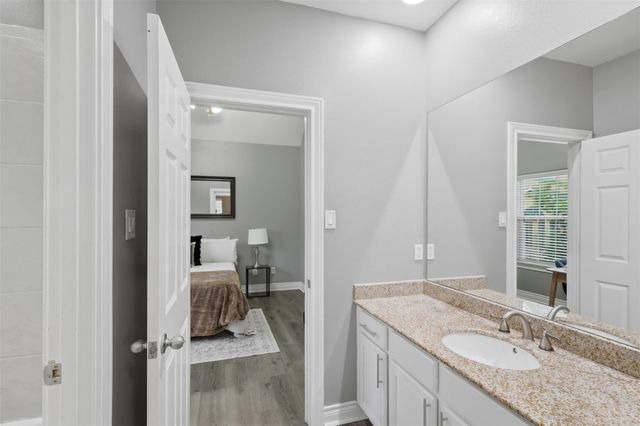 9003 Bayview Cove Drive, Houston, TX 77054