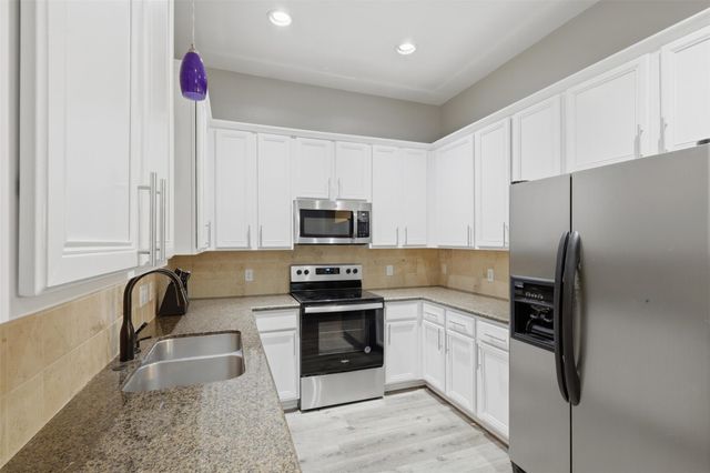 9003 Bayview Cove Drive, Houston, TX 77054