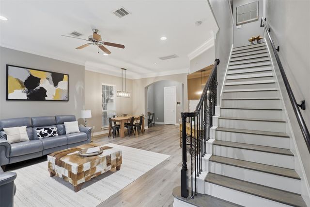 9003 Bayview Cove Drive, Houston, TX 77054