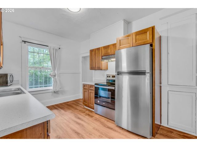 5213 N MONTANA Ave, Portland, OR 97217