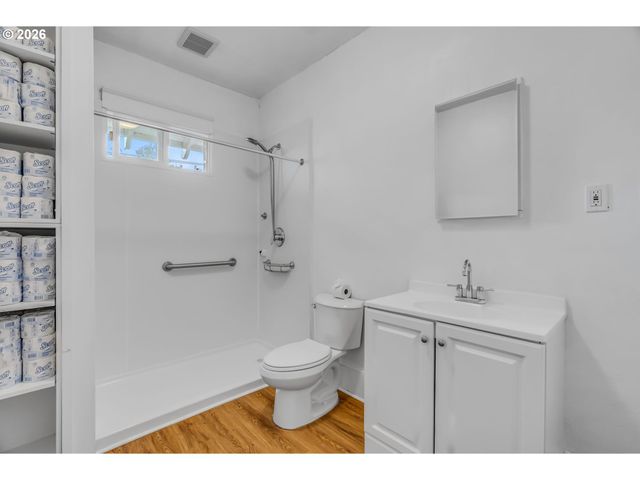 5213 N MONTANA Ave, Portland, OR 97217