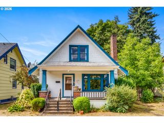 5213 N MONTANA Ave, Portland, OR 97217