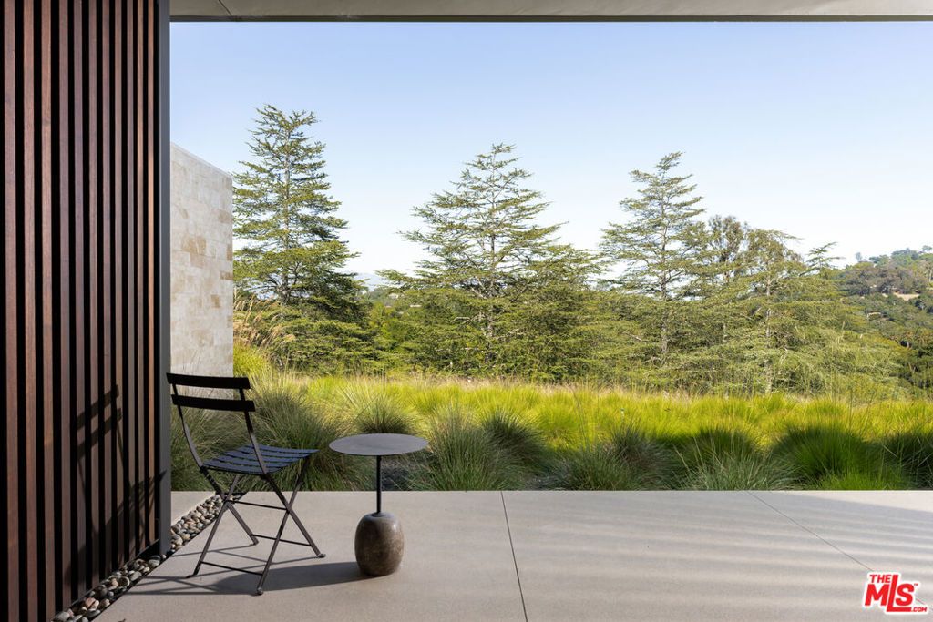 Image 23 of property listing at 1045 Via Tranquila, Santa Barbara, CA 93110
