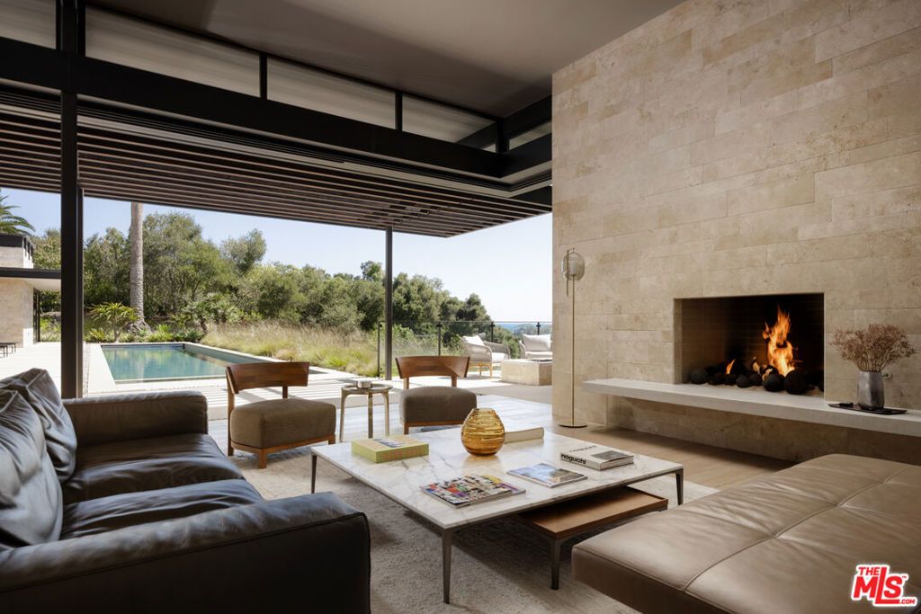 Image 6 of property listing at 1045 Via Tranquila, Santa Barbara, CA 93110