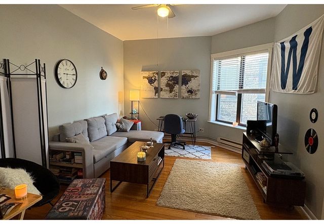 917 W Waveland Avenue 1C, Chicago, IL 60613