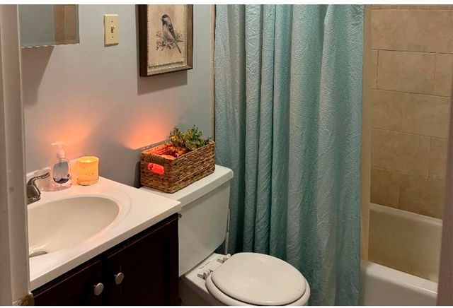 917 W Waveland Avenue 1C, Chicago, IL 60613