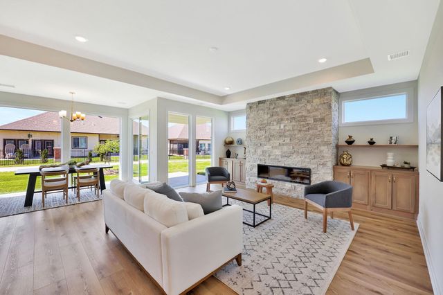 826 N Speyside Cir, Andover, KS 67002