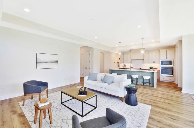 826 N Speyside Cir, Andover, KS 67002