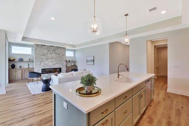 826 N Speyside Cir, Andover, KS 67002