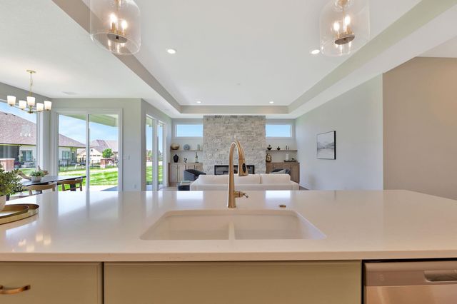 826 N Speyside Cir, Andover, KS 67002