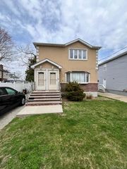 24509 148th Road 2, Rosedale, NY 11422
