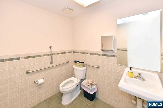 59 Lincoln, Fair Lawn, NJ 07410