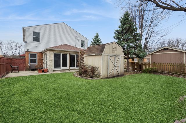 6020 N Landers Avenue, Chicago, IL 60646