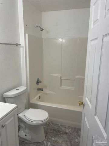 11068 Chippewa Way, Pensacola, FL 32534