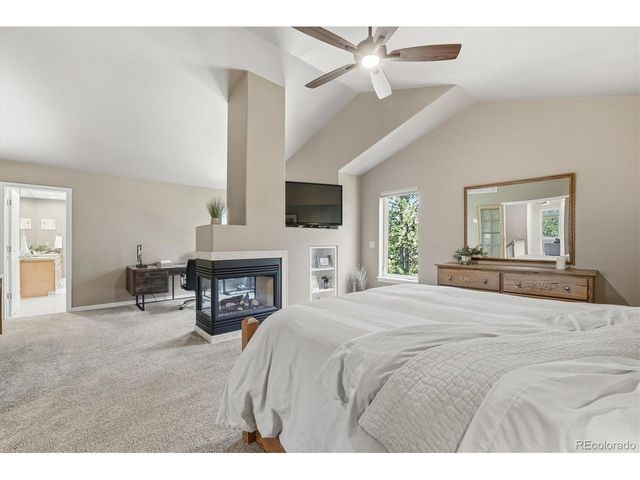 1952 Amethyst Dr, Longmont, CO 80504