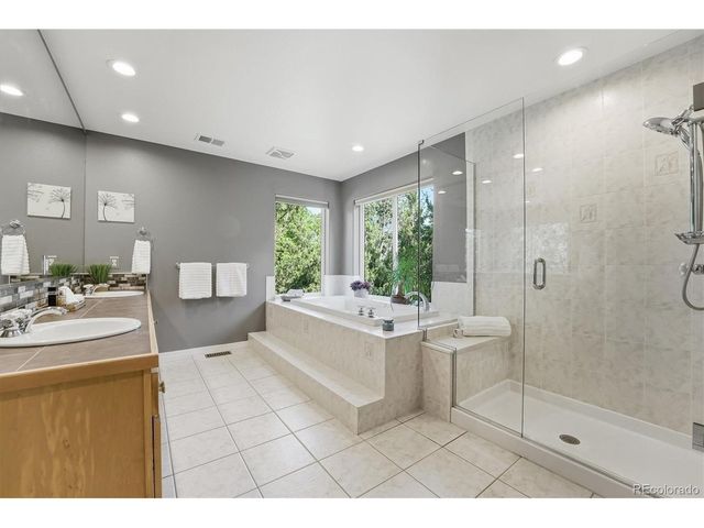 1952 Amethyst Dr, Longmont, CO 80504