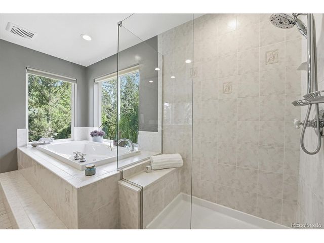 1952 Amethyst Dr, Longmont, CO 80504