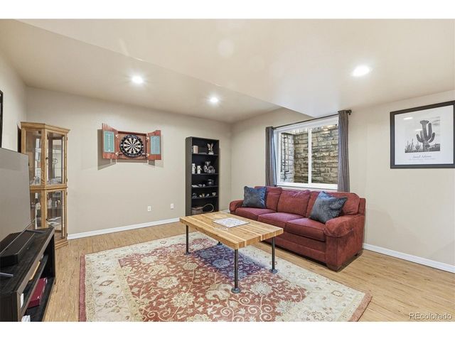 1952 Amethyst Dr, Longmont, CO 80504