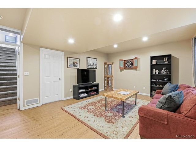 1952 Amethyst Dr, Longmont, CO 80504