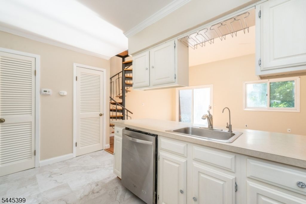 1 Red Lodge Dr Unit 4, Vernon Twp., NJ 07462 — photo 5