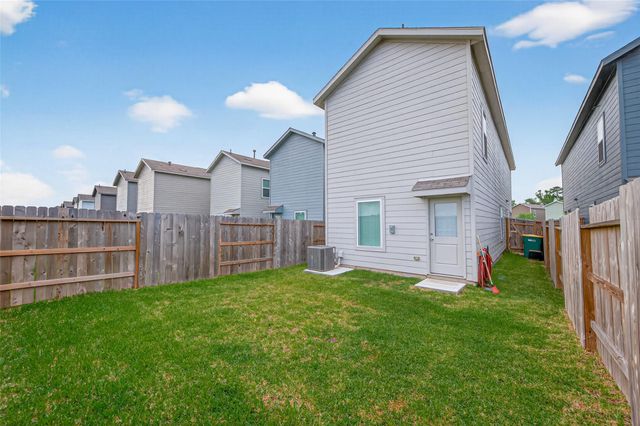 18667 San Salvo Dr Drive, New Caney, TX 77357