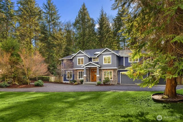8997 Springwood Avenue NE, Bainbridge Island, WA 98110