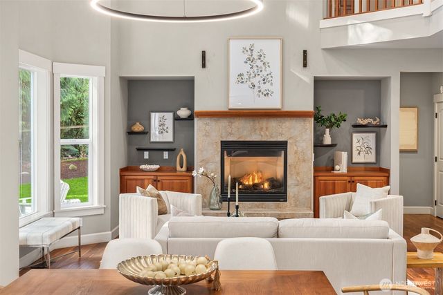 8997 Springwood Avenue NE, Bainbridge Island, WA 98110