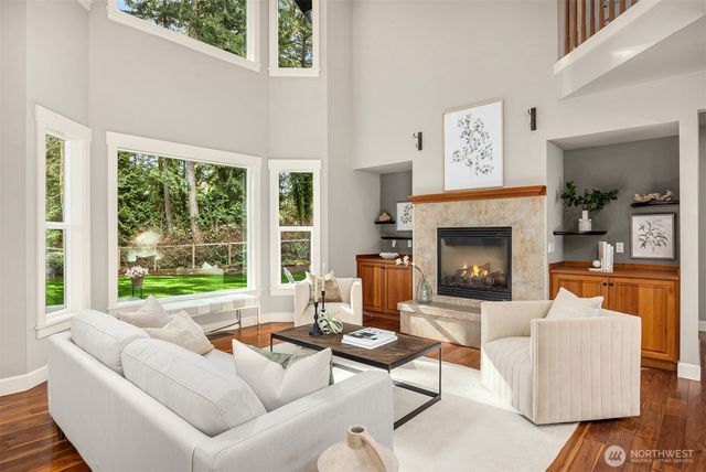 8997 Springwood Avenue NE, Bainbridge Island, WA 98110