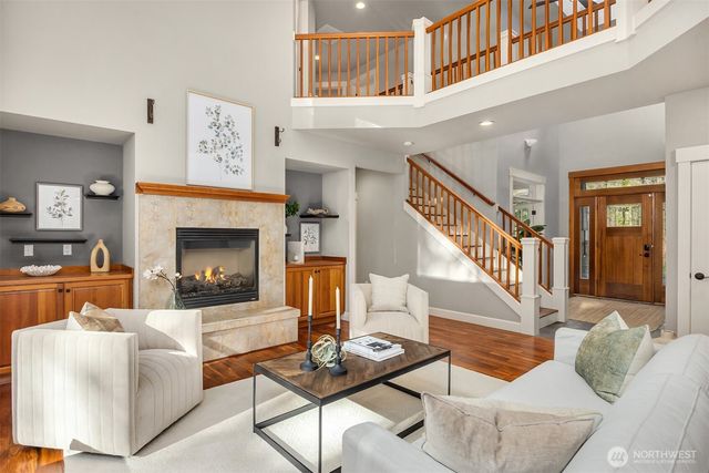 8997 Springwood Avenue NE, Bainbridge Island, WA 98110