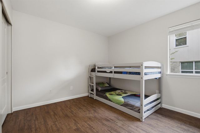 13212 HUMPHREY DR, Austin, TX 78729