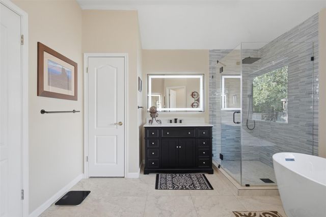 13212 HUMPHREY DR, Austin, TX 78729