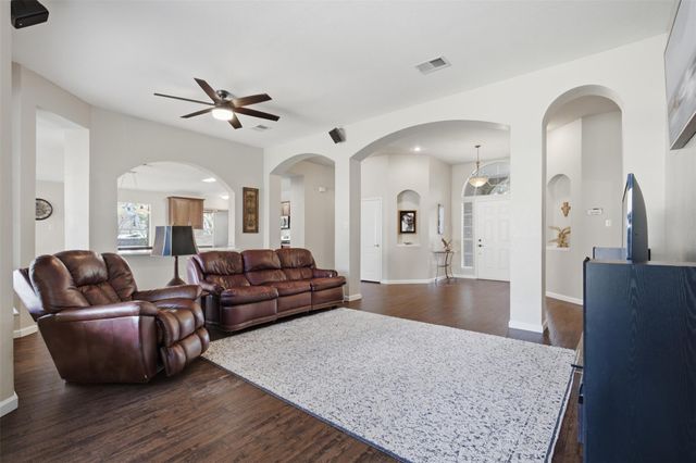 13212 HUMPHREY DR, Austin, TX 78729