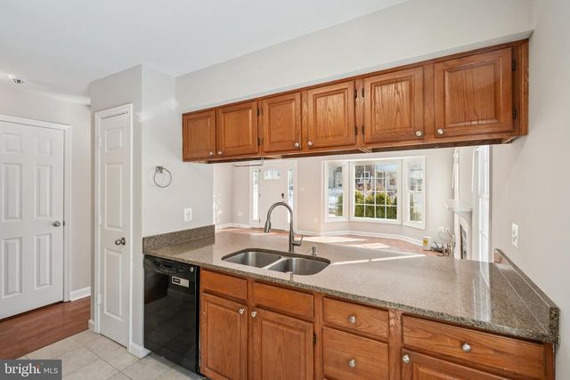 12138 SALEMTOWN DR, Woodbridge, VA 22192