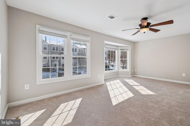 12138 SALEMTOWN DR, Woodbridge, VA 22192