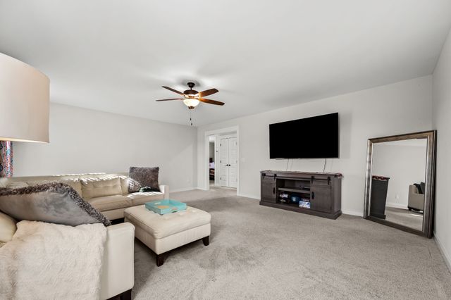 120 Watermill Ln, Lebanon, TN 37087