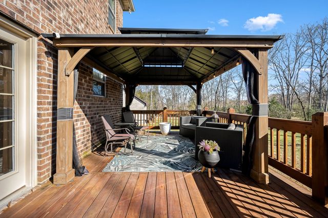 120 Watermill Ln, Lebanon, TN 37087