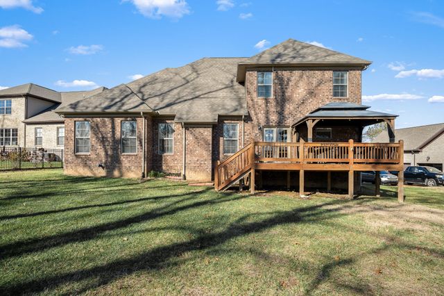 120 Watermill Ln, Lebanon, TN 37087
