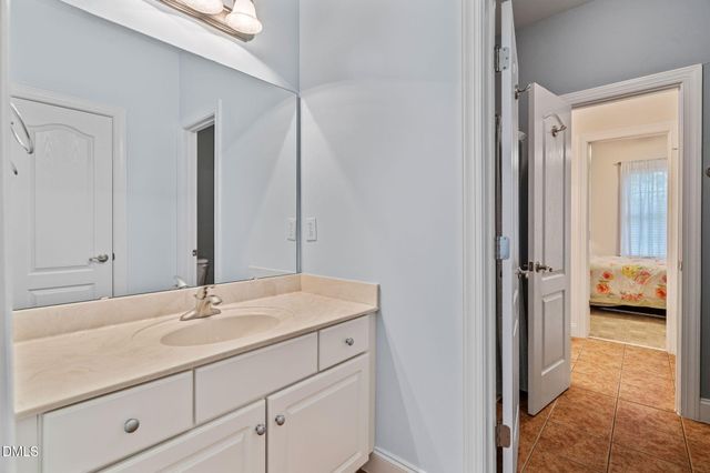 5628 Voorhees Lane, Holly Springs, NC 27540