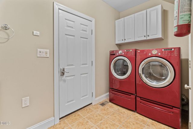 5628 Voorhees Lane, Holly Springs, NC 27540