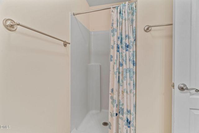 5628 Voorhees Lane, Holly Springs, NC 27540