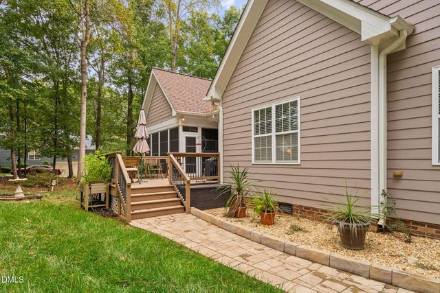 5628 Voorhees Lane, Holly Springs, NC 27540