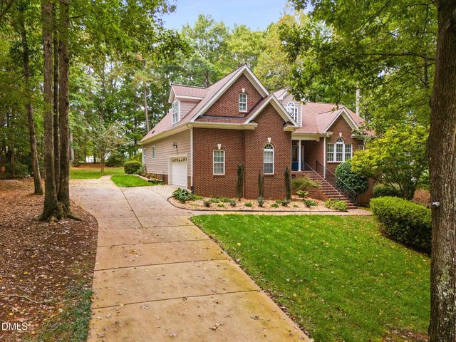 5628 Voorhees Lane, Holly Springs, NC 27540