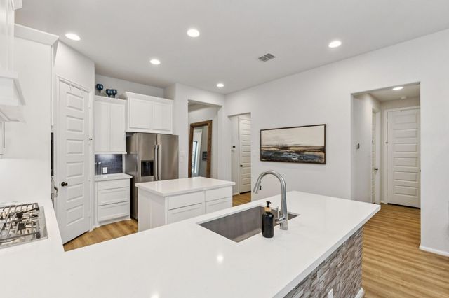 16607 Yaklin Meadow Court, Humble, TX 77346